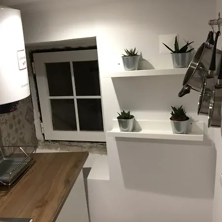 Alfama Downtown Apartment Lisbon